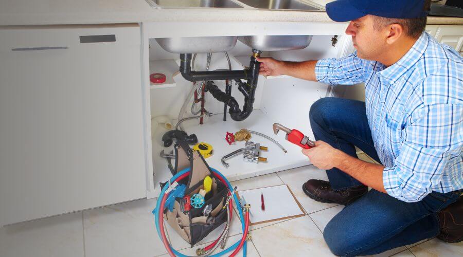 Expert burst pipe repair services in Doylestown, OH
